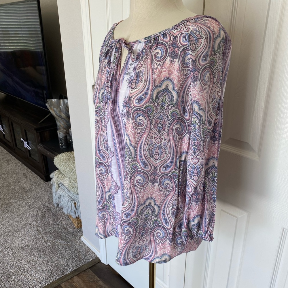 Pastel Paisley Lightweight Top